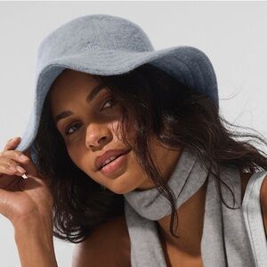 Alo Yoga Merino Wool Bucket hat